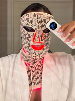 Full LED Light Therapy Routine Full LED Light Therapy Routine