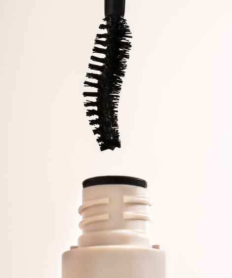 Maximum Volume Mascara | Black Blender